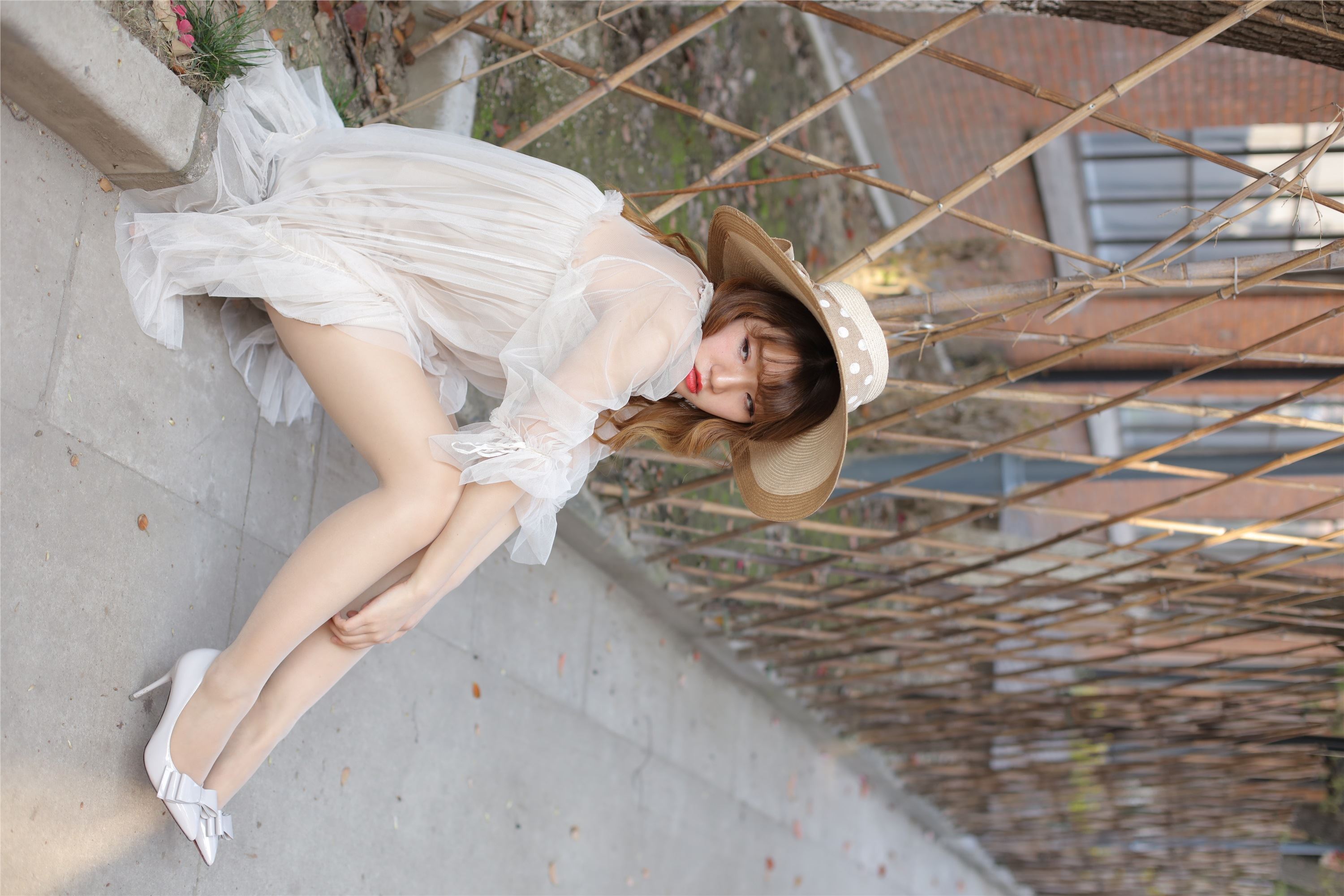 奈丝写真 NO.056 高高-故事的小黄花